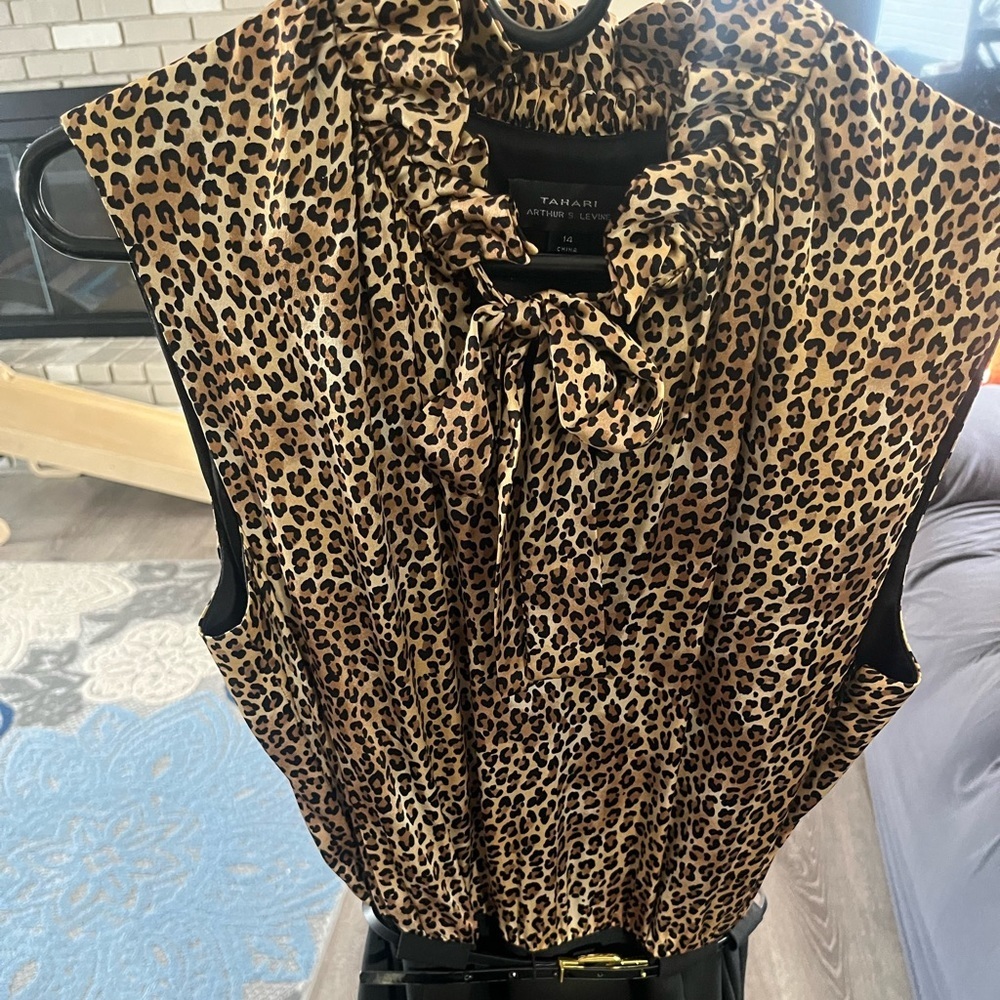 Tahari animal print dress - Picture 2 of 5